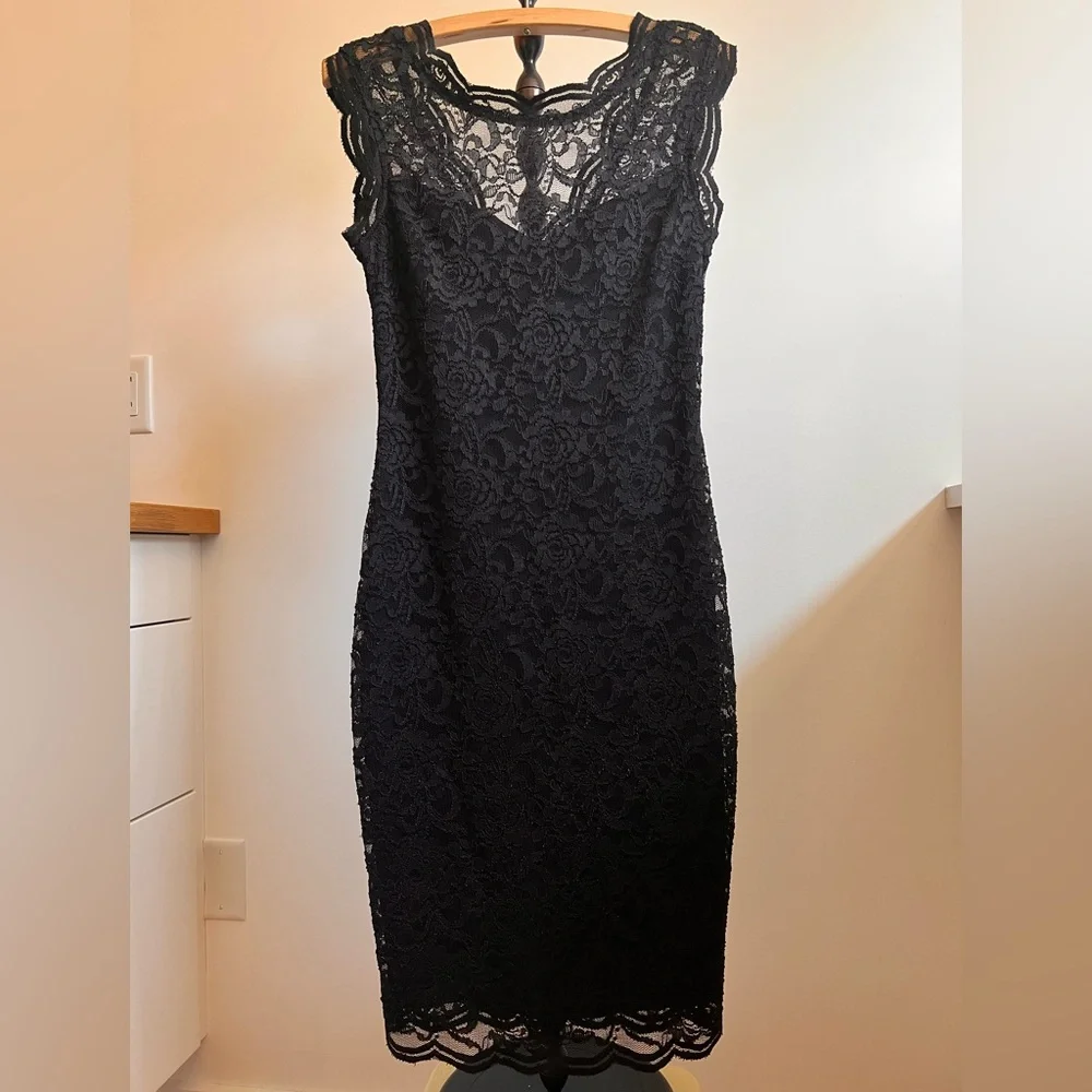 le chateau black lace dress La Femme Prom 33316